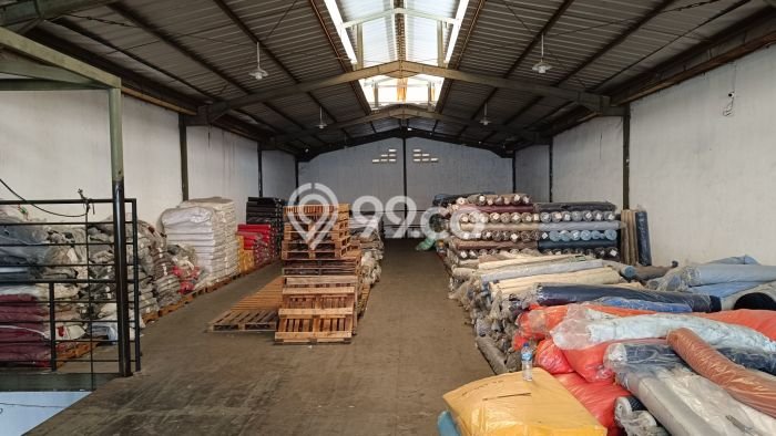 Dijual Gudang Strategis Kawasan Cengkareng, Luas 1000m2m², Mainroad, Kawasan Komersial Dijual Gudang Strategis Kawasan Cengkareng, Luas 1000m2m², Mainroad, Kawasan Komersial