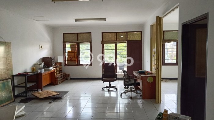Rumah Luxury Modern Siap Huni di Tomang Jakarta Barat Rumah Luxury Modern Siap Huni di Tomang Jakarta Barat