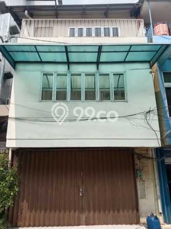 Ruko Dijual di Prime Area Jakarta Barat Luas 170m2 Ruko Dijual di Prime Area Jakarta Barat Luas 170m2