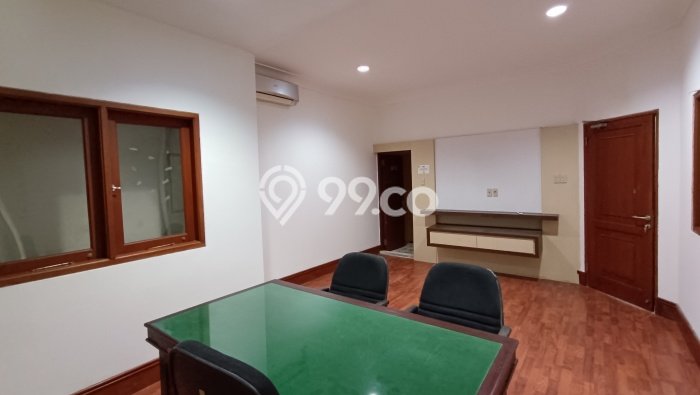 Dijual Ruko Kawasan Grogol Petamburan, Luas 600m², Kawasan Komersial, Akses Mudah Dijual Ruko Kawasan Grogol Petamburan, Luas 600m², Kawasan Komersial, Akses Mudah