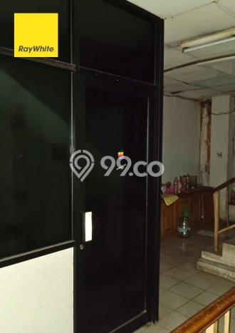 Area Ramai! Ruko Dijual di Palmerah untuk Bisnis Luas Bangunan 450m2 Area Ramai! Ruko Dijual di Palmerah untuk Bisnis Luas Bangunan 450m2