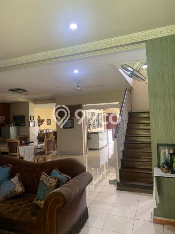 Rumah Mewah Siap Huni LT 720m2 di Kebayoran Baru, Jakarta Selatan Rumah Mewah Siap Huni LT 720m2 di Kebayoran Baru, Jakarta Selatan