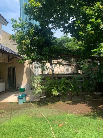 Rumah Mewah Siap Huni LT 720m2 di Kebayoran Baru, Jakarta Selatan Rumah Mewah Siap Huni LT 720m2 di Kebayoran Baru, Jakarta Selatan
