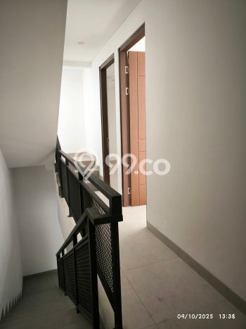LOKASI STRATEGIS! Ruko di , Luas 158m2m², Akses Strategis LOKASI STRATEGIS! Ruko di , Luas 158m2m², Akses Strategis