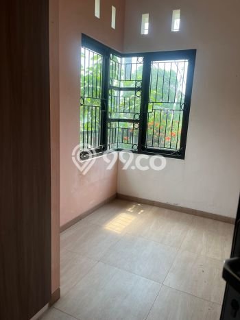 Dijual Cepat Rumah Bagus Siap Huni LB 100m2 di Cibinong, Bogor Dijual Cepat Rumah Bagus Siap Huni LB 100m2 di Cibinong, Bogor
