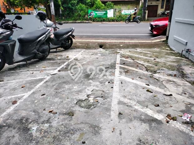 Ruko Komersial Disewakan di Denpasar Barat Denpasar Luas 175m2 Ruko Komersial Disewakan di Denpasar Barat Denpasar Luas 175m2