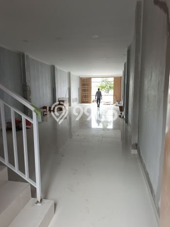 Disewakan Ruko komersial di Denpasar Barat luas bangunan 224m2 Disewakan Ruko komersial di Denpasar Barat luas bangunan 224m2