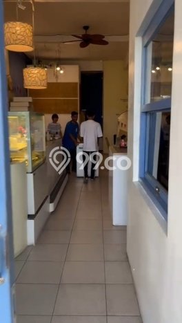 Ruko Disewa di Badung dengan LB 74m2 Area Komersial Ramai Ruko Disewa di Badung dengan LB 74m2 Area Komersial Ramai