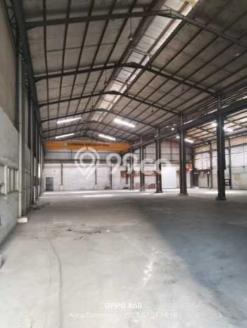 Disewakan Gudang Premium di , Luas 2100m2m², Area Komersial Disewakan Gudang Premium di , Luas 2100m2m², Area Komersial