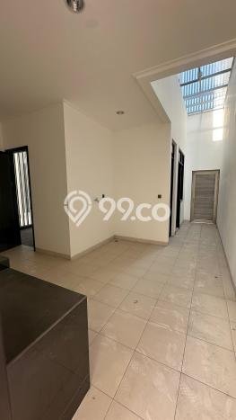 Sewa Rumah Nyaman LT 420m2 / LB 500m2 di Golf Island, Jakarta Utara Sewa Rumah Nyaman LT 420m2 / LB 500m2 di Golf Island, Jakarta Utara