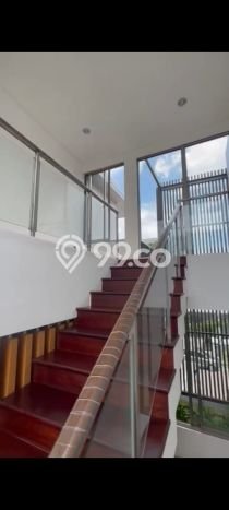 Jual Rumah Luas Megah Dengan View Eksklusif di Pantai Indah Kapuk 2, Jakarta Utara Jual Rumah Luas Megah Dengan View Eksklusif di Pantai Indah Kapuk 2, Jakarta Utara