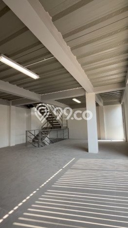 Gudang Disewakan Cepat di Benda Tangerang LB 220m2 Gudang Disewakan Cepat di Benda Tangerang LB 220m2
