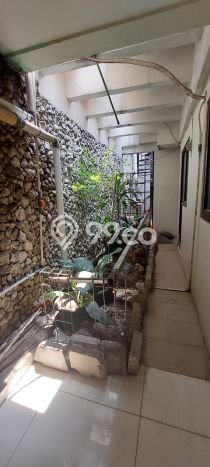 Rumah Luxury Modern Tanpa Renovasi di Grogol Jakarta Barat Rumah Luxury Modern Tanpa Renovasi di Grogol Jakarta Barat