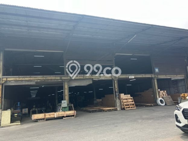KAWASAN BISNIS! Gudang di , Luas 3639m2m², Akses Utama KAWASAN BISNIS! Gudang di , Luas 3639m2m², Akses Utama