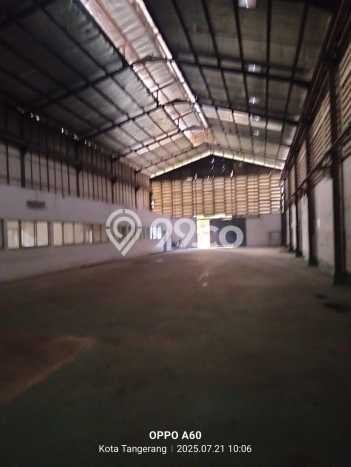 Disewakan Gudang Premium di , Luas 2100m2m², Area Komersial Disewakan Gudang Premium di , Luas 2100m2m², Area Komersial