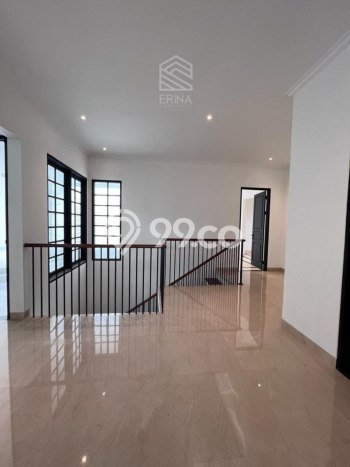 Rumah Elit LB 500m2 Siap Pakai Desain Elegan di Lebak Bulus, Jakarta Selatan Rumah Elit LB 500m2 Siap Pakai Desain Elegan di Lebak Bulus, Jakarta Selatan