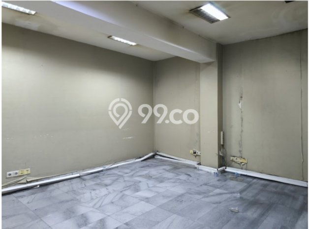 Kantor Disewa di Jakarta Selatan dengan LB 1800m2 Area Komersial Ramai Kantor Disewa di Jakarta Selatan dengan LB 1800m2 Area Komersial Ramai