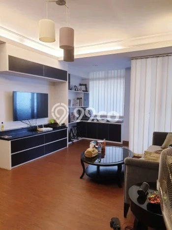 Apartemen Disewakan 2 Kamar Hemat Siap Huni di Jakarta Barat, Luas 113m2 Apartemen Disewakan 2 Kamar Hemat Siap Huni di Jakarta Barat, Luas 113m2