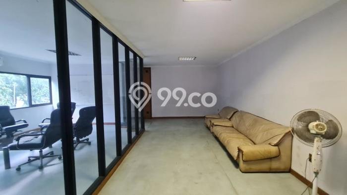 Unit Gudang Dijual di Jakarta Utara LT 1500m2 & LB 1320m2 Unit Gudang Dijual di Jakarta Utara LT 1500m2 & LB 1320m2