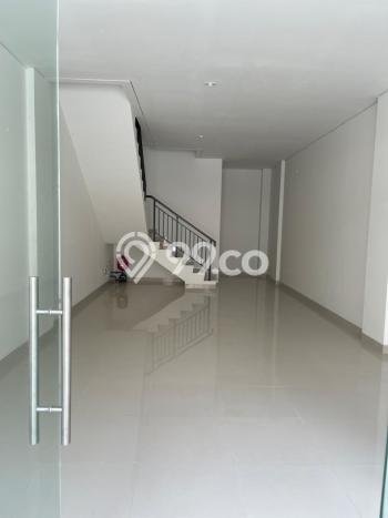 Ruko Bagus Dijual LB 178m2 Lokasi Strategis Tangerang Area Cocok untuk Berbisnis Ruko Bagus Dijual LB 178m2 Lokasi Strategis Tangerang Area Cocok untuk Berbisnis