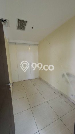 Unit Kantor Paling Strategis di Pancoran Jakarta Selatan dengan LB 669m2 Unit Kantor Paling Strategis di Pancoran Jakarta Selatan dengan LB 669m2