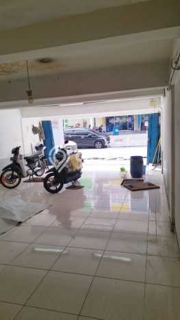 LOKASI PREMIUM! Ruko di , Luas 200m2m², Pusat Bisnis LOKASI PREMIUM! Ruko di , Luas 200m2m², Pusat Bisnis