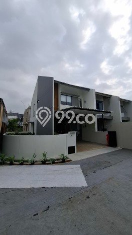 Rumah Luxury Modern Tanpa Renovasi di Semanan Jakarta Barat Rumah Luxury Modern Tanpa Renovasi di Semanan Jakarta Barat