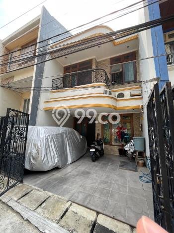 Jual Rumah Eksklusif 4 KT di Duri Kepa, Jakarta Barat Jual Rumah Eksklusif 4 KT di Duri Kepa, Jakarta Barat