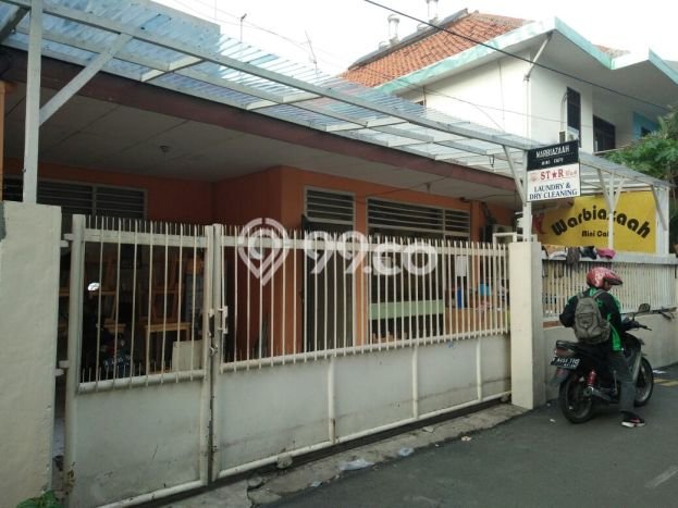 Dijual Rumah Mewah Elegan Dengan View Cantik di Grogol, Jakarta Barat Dijual Rumah Mewah Elegan Dengan View Cantik di Grogol, Jakarta Barat