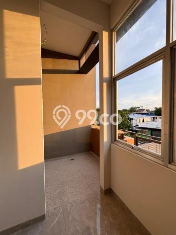 Dijual Hunian Rumah Terawat 3 KT di Meruya, Jakarta Barat Dijual Hunian Rumah Terawat 3 KT di Meruya, Jakarta Barat