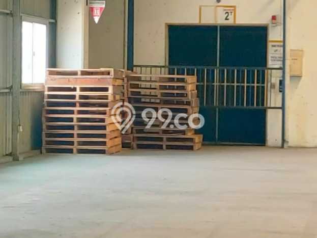 Gudang Disewa di Bekasi dengan LB 3200m2 Area Komersial Ramai Gudang Disewa di Bekasi dengan LB 3200m2 Area Komersial Ramai