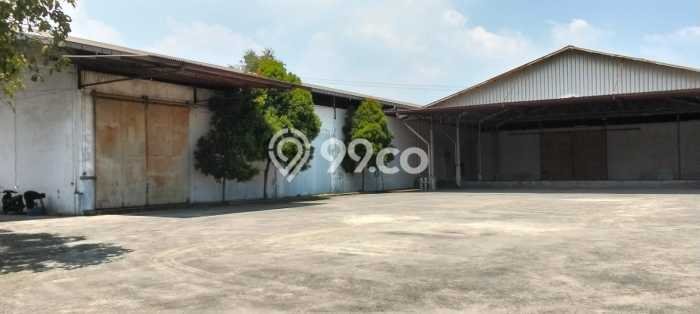 Gudang Disewa di Bekasi dengan LB 4000m2 Area Komersial Ramai Gudang Disewa di Bekasi dengan LB 4000m2 Area Komersial Ramai