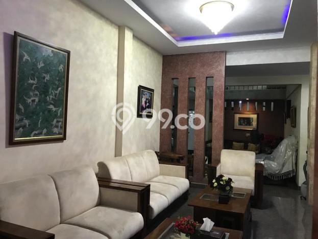 Rumah lokasi Harapan Baru, Bekasi, Luas 200m² LB 380m² Rumah lokasi Harapan Baru, Bekasi, Luas 200m² LB 380m²