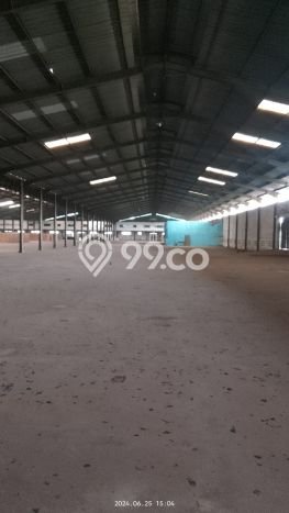 LOKASI STRATEGIS! Gudang di Cileungsi, Luas 150000m², Kawasan Ramai, Siap Bisnis LOKASI STRATEGIS! Gudang di Cileungsi, Luas 150000m², Kawasan Ramai, Siap Bisnis