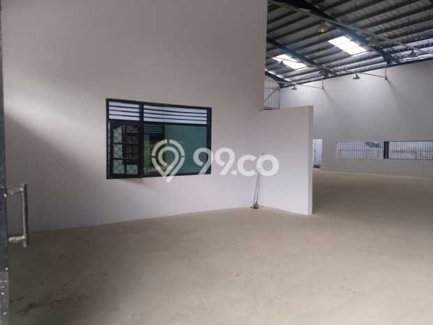 Unit Gudang Paling Strategis di Cakung Jakarta Timur dengan LB 700m2 Unit Gudang Paling Strategis di Cakung Jakarta Timur dengan LB 700m2