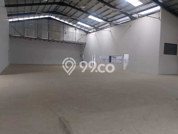Unit Gudang Paling Strategis di Cakung Jakarta Timur dengan LB 700m2 Unit Gudang Paling Strategis di Cakung Jakarta Timur dengan LB 700m2