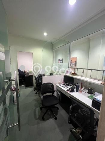 Ruko Bagus Dijual LB 192m2 Lokasi Strategis Jakarta Timur Area Cocok untuk Bisnis Ruko Bagus Dijual LB 192m2 Lokasi Strategis Jakarta Timur Area Cocok untuk Bisnis