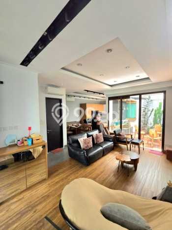 Rumah Elit Modern Siap Huni di Bintaro Tangerang Selatan Rumah Elit Modern Siap Huni di Bintaro Tangerang Selatan