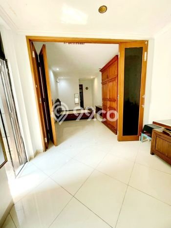 Jual Segera Rumah LT 250m² / LB 320m² di Kawasan Bisnis Bintaro, Tangerang Selatan Jual Segera Rumah LT 250m² / LB 320m² di Kawasan Bisnis Bintaro, Tangerang Selatan