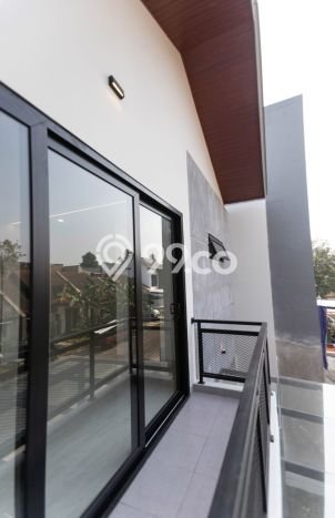 Jual Rumah Mewah Elegan Dengan View Cantik di Alam Sutera, Tangerang Jual Rumah Mewah Elegan Dengan View Cantik di Alam Sutera, Tangerang