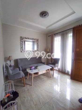HUNIAN BERKELAS! Rumah Exclusive Bintaro, Tangerang Selatan, LT 135m² Luas Bangunan 180m² HUNIAN BERKELAS! Rumah Exclusive Bintaro, Tangerang Selatan, LT 135m² Luas Bangunan 180m²