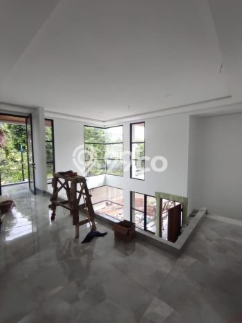 Jual Rumah Mewah Megah Dengan View Eksklusif di Bintaro, Tangerang Selatan Jual Rumah Mewah Megah Dengan View Eksklusif di Bintaro, Tangerang Selatan