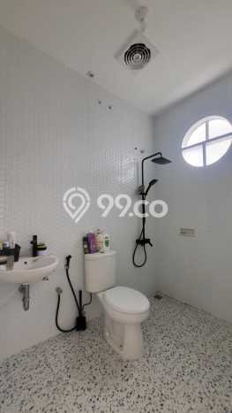 Rumah Luxury Modern Tanpa Renovasi di BSD City Tangerang Rumah Luxury Modern Tanpa Renovasi di BSD City Tangerang