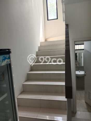 Rumah Luxury Modern Tanpa Renovasi di Sektor 9-Bintaro Tangerang Selatan Rumah Luxury Modern Tanpa Renovasi di Sektor 9-Bintaro Tangerang Selatan
