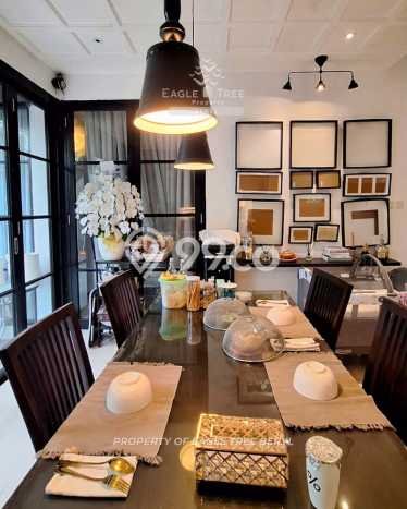 Ready to Use! Luxury House LT 203m2 Desain Elegan di Bintaro Ready to Use! Luxury House LT 203m2 Desain Elegan di Bintaro
