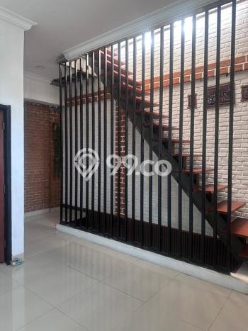 Rumah Minimalis 4 KT LT 120m2 di Graha Raya Rumah Minimalis 4 KT LT 120m2 di Graha Raya