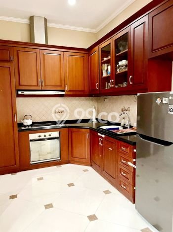 Jual Segera Rumah LT 250m² / LB 320m² di Kawasan Bisnis Bintaro, Tangerang Selatan Jual Segera Rumah LT 250m² / LB 320m² di Kawasan Bisnis Bintaro, Tangerang Selatan