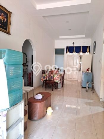 Rumah Asri dengan Luas Tanah 144m² di Kawasan BSD, Tangerang Selatan Rumah Asri dengan Luas Tanah 144m² di Kawasan BSD, Tangerang Selatan