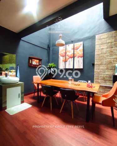 Rumah Elit Modern Tanpa Renovasi di Bintaro Tangerang Selatan Rumah Elit Modern Tanpa Renovasi di Bintaro Tangerang Selatan