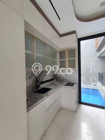 Rumah Mewah LB 445m2 Siap Pakai Desain Elegan di BSD, Tangerang Rumah Mewah LB 445m2 Siap Pakai Desain Elegan di BSD, Tangerang